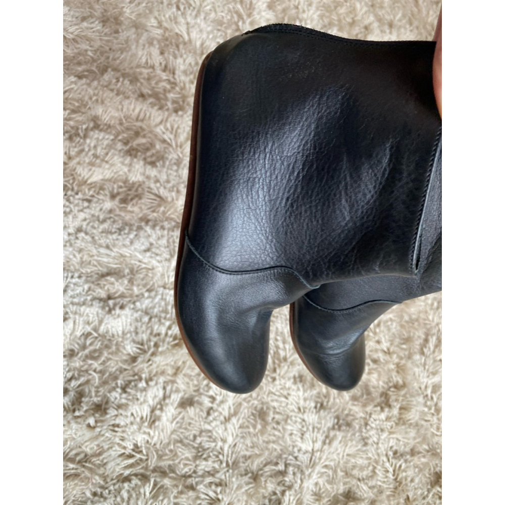 André Assous Leather Ankle Boots Flat Black Minimal Cottagecore Boho Spain Sz 36 - Picture 5 of 12